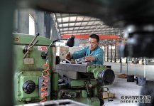 河北新河：汽车小配件做出大产业